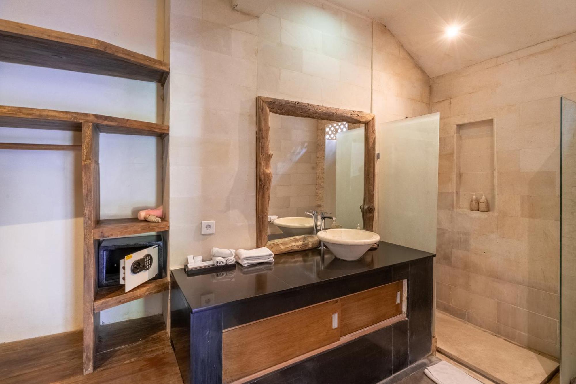 Villa Aveli Seminyak By Best Deals Asia Hospitality Buitenkant foto