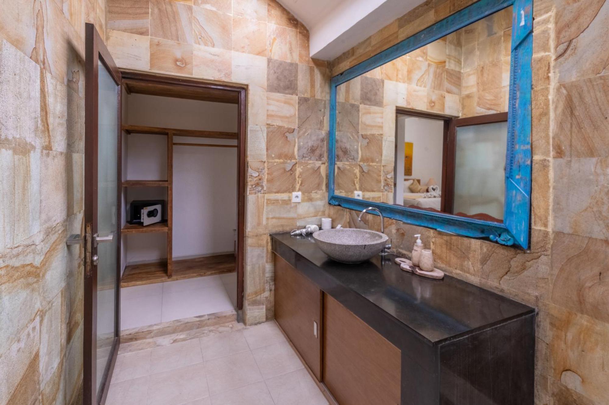 Villa Aveli Seminyak By Best Deals Asia Hospitality Buitenkant foto